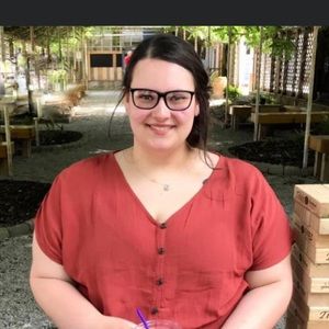 Meet your Posher, Anna